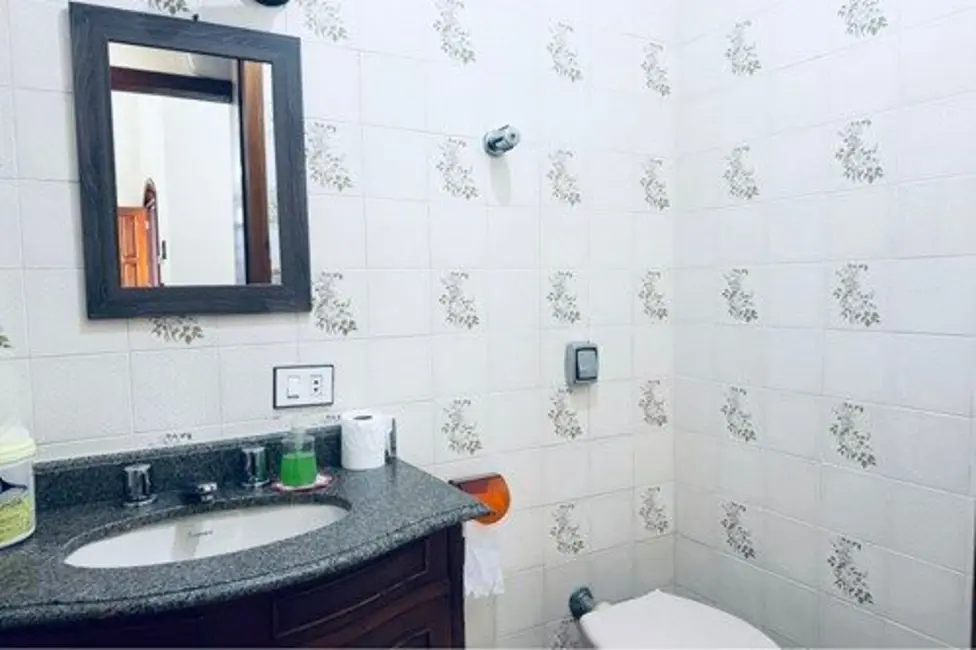 Foto 9 de Casa com 4 quartos à venda, 360m2 em Peruibe - SP