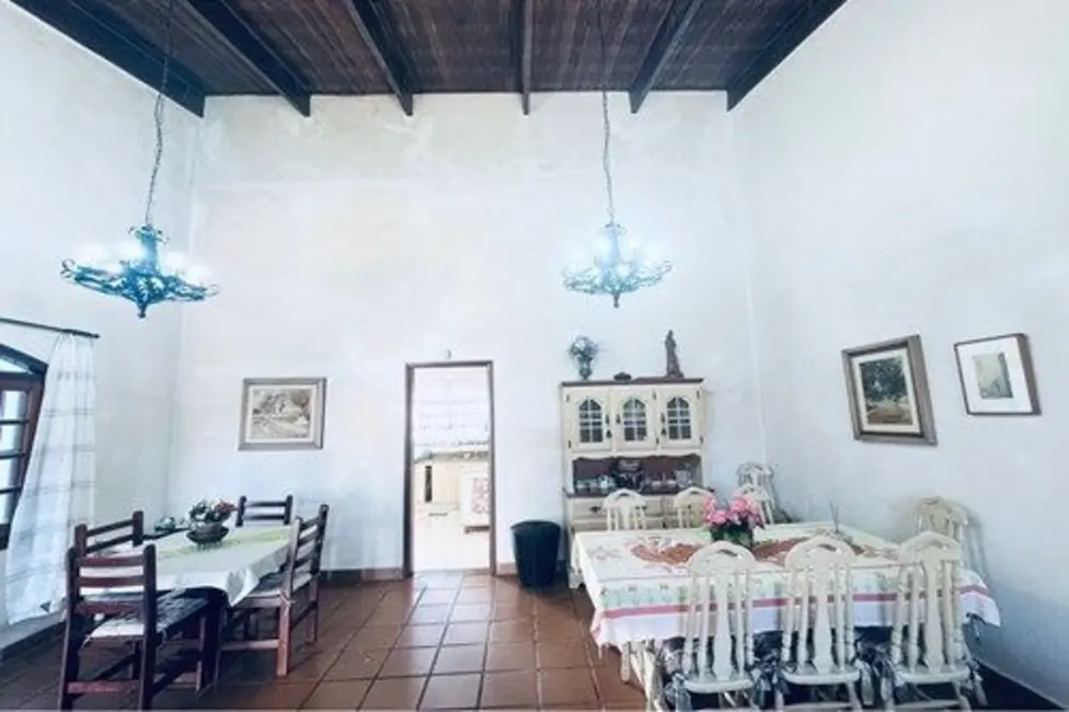 Foto 2 de Casa com 4 quartos à venda, 360m2 em Peruibe - SP