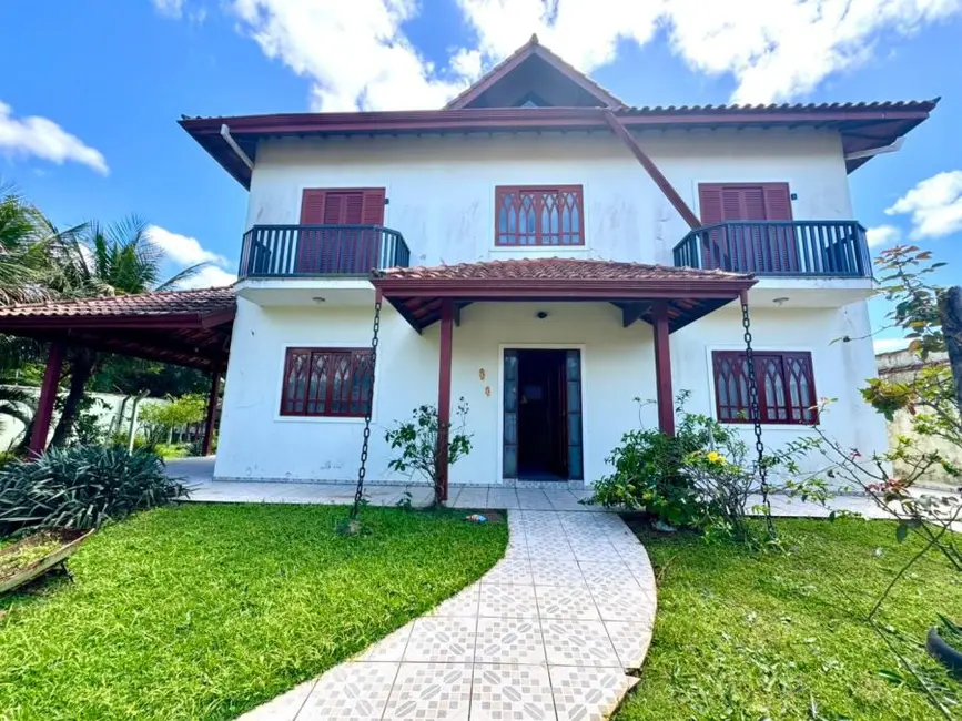 Sobrado com 5 quartos à venda, 333m2 em Peruibe - SP - imagem 1 Foto 1 de Sobrado com 5 quartos à venda, 333m2 em Peruibe - SP