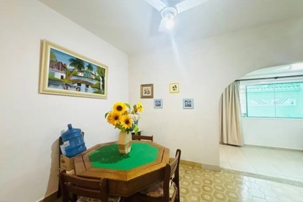 Foto 9 de Casa com 5 quartos à venda, 260m2 em Peruibe - SP