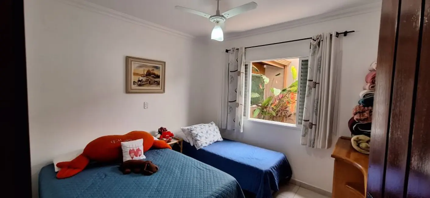 Foto 7 de Casa com 3 quartos à venda, 600m2 em Centro, Peruibe - SP