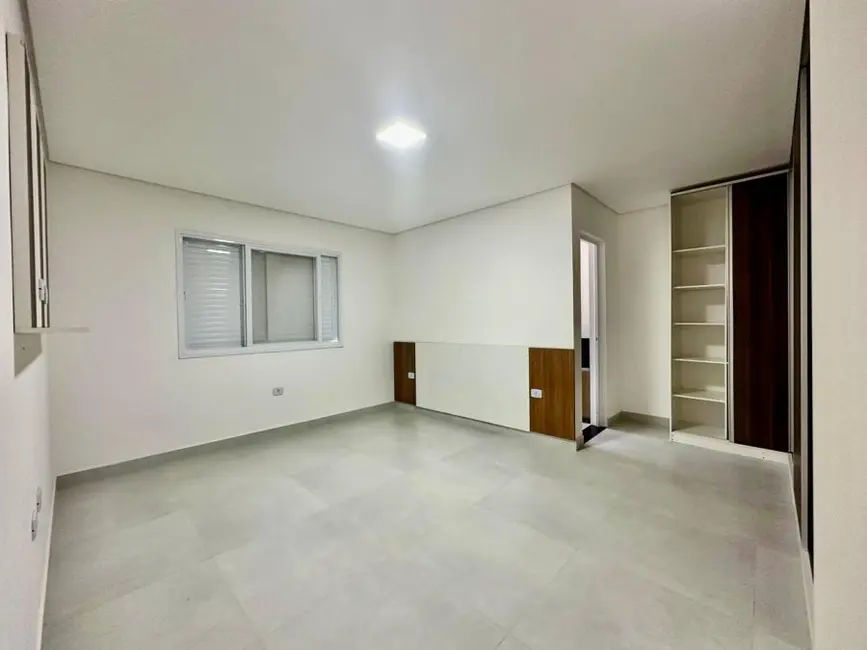 Sobrado com 4 quartos à venda, 303m2 em Peruibe - SP - imagem 8 Foto 8 de Sobrado com 4 quartos à venda, 303m2 em Peruibe - SP