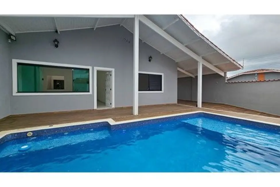 Casa com 5 quartos à venda, 370m2 em Peruibe - SP - imagem 2 Foto 2 de Casa com 5 quartos à venda, 370m2 em Peruibe - SP