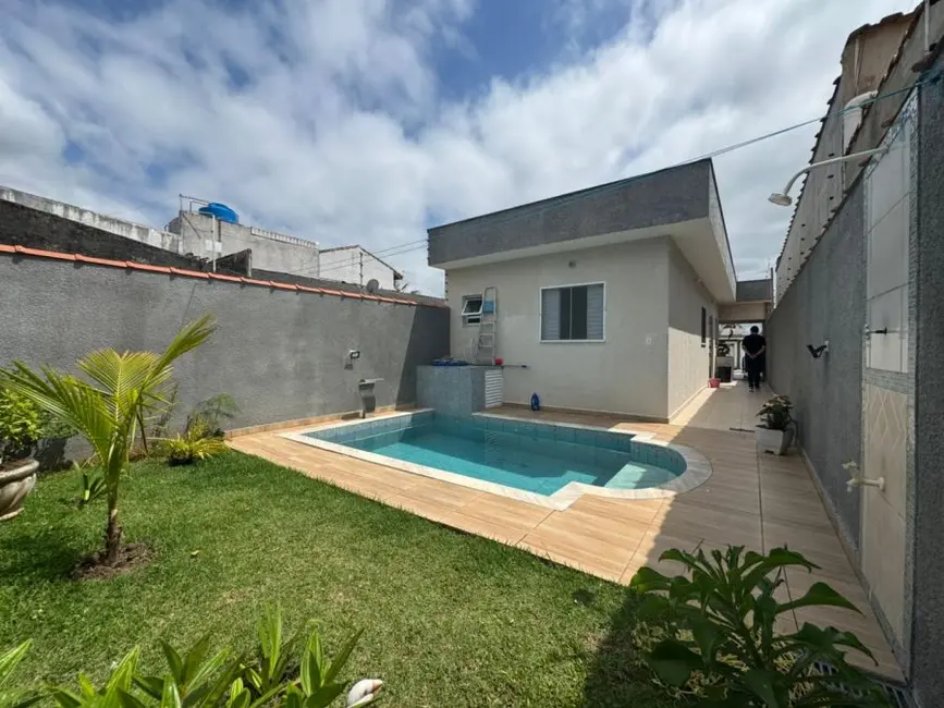 Foto 6 de Casa com 2 quartos à venda, 79m2 em Peruibe - SP