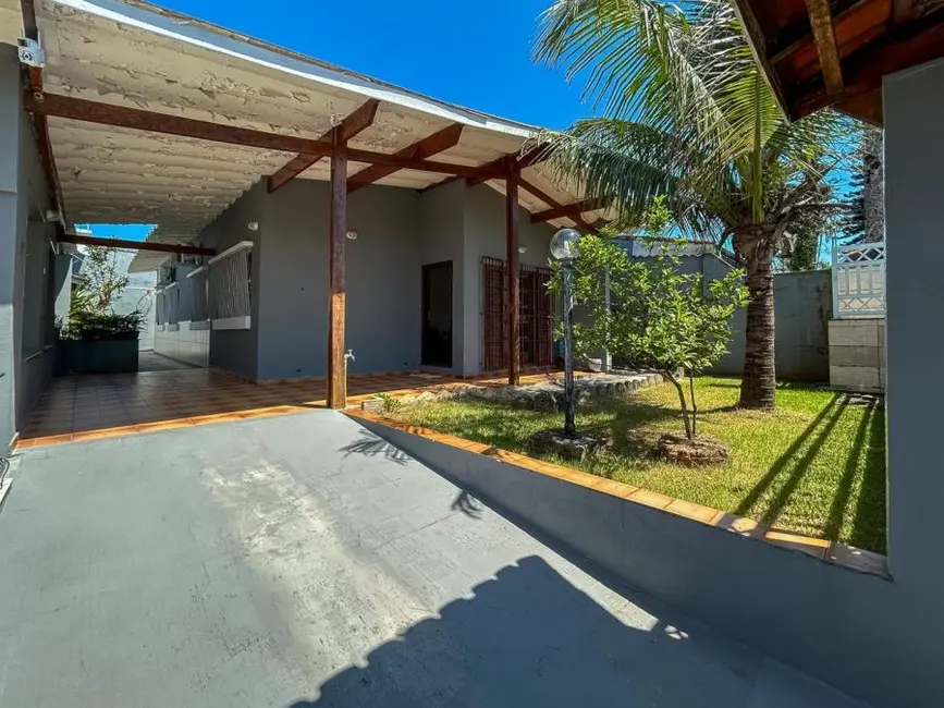 Foto 5 de Casa com 4 quartos à venda, 500m2 em Peruibe - SP