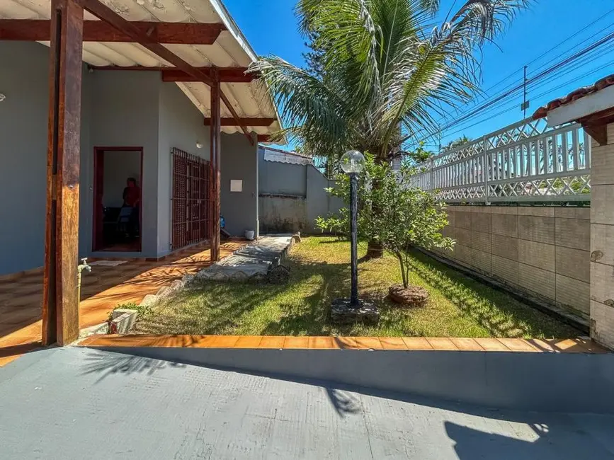 Foto 6 de Casa com 4 quartos à venda, 500m2 em Peruibe - SP