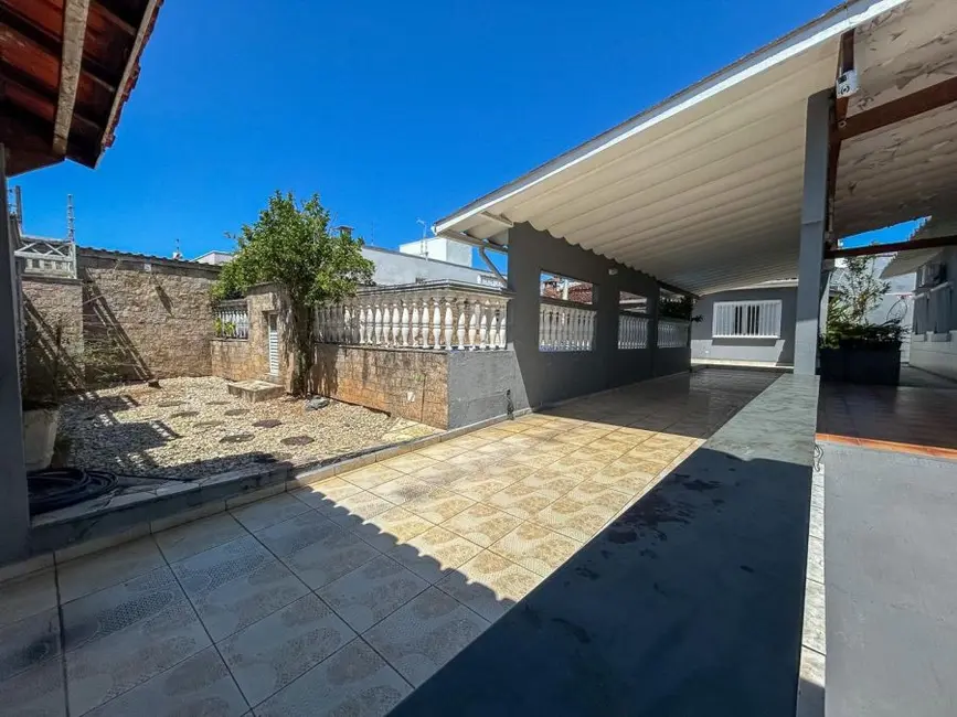 Foto 4 de Casa com 4 quartos à venda, 500m2 em Peruibe - SP
