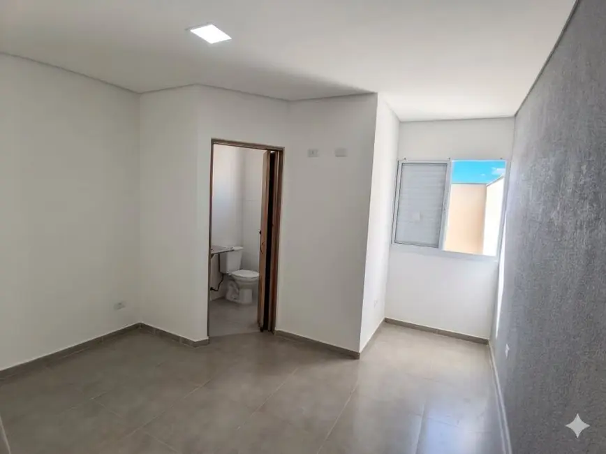 Foto 3 de Casa com 2 quartos à venda, 125m2 em Peruibe - SP