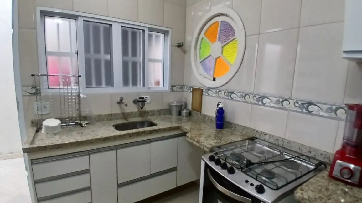 Casa com 3 quartos à venda, 250m2 em Peruibe - SP - imagem 9 Foto 9 de Casa com 3 quartos à venda, 250m2 em Peruibe - SP
