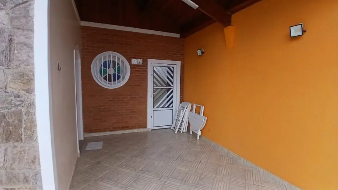 Casa com 3 quartos à venda, 250m2 em Peruibe - SP - imagem 6 Foto 6 de Casa com 3 quartos à venda, 250m2 em Peruibe - SP