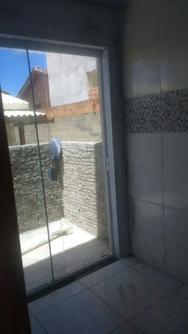 Casa com 2 quartos à venda, 60m2 em São João do Rio Vermelho, Florianopolis - SC - imagem 2 Foto 2 de Casa com 2 quartos à venda, 60m2 em São João do Rio Vermelho, Florianopolis - SC