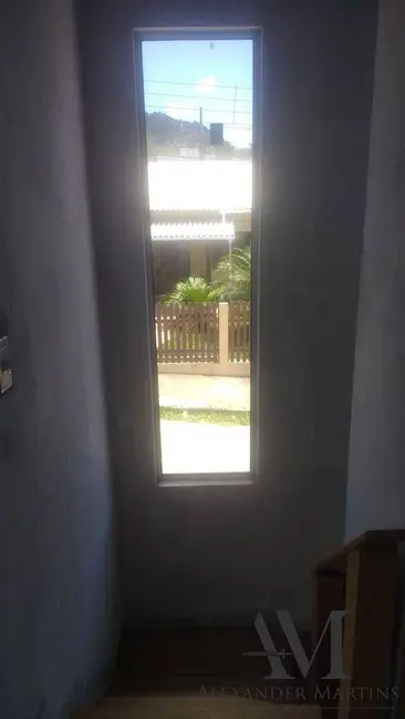 Casa com 2 quartos à venda, 60m2 em São João do Rio Vermelho, Florianopolis - SC - imagem 9 Foto 9 de Casa com 2 quartos à venda, 60m2 em São João do Rio Vermelho, Florianopolis - SC