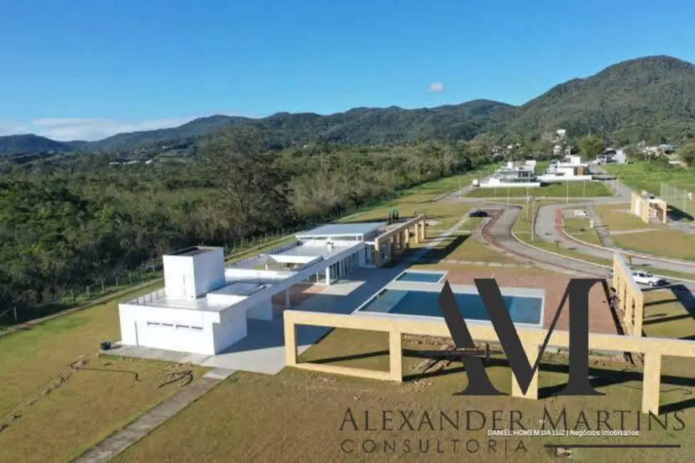 Foto 2 de Terreno / Lote à venda, 400m2 em Ratones, Florianopolis - SC