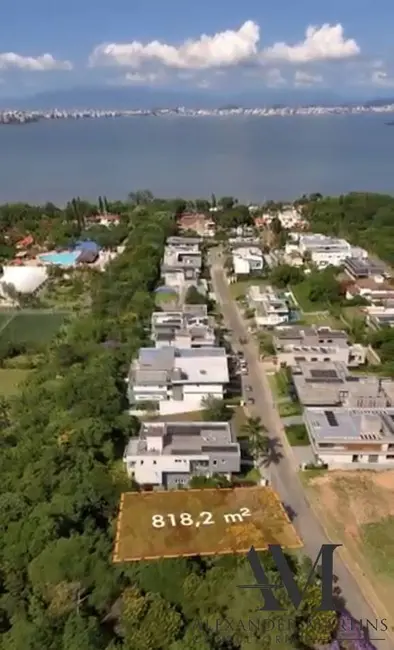 Foto 5 de Terreno / Lote à venda, 818m2 em Cacupé, Florianopolis - SC