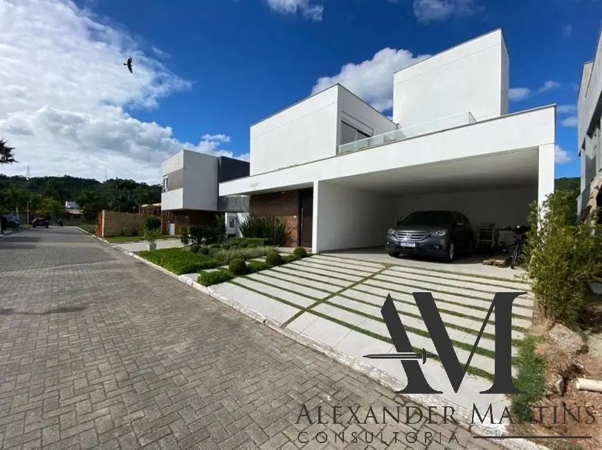 Foto 2 de Terreno / Lote à venda, 384m2 em Vargem Pequena, Florianopolis - SC