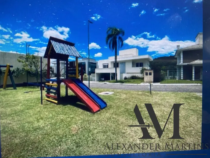 Foto 4 de Terreno / Lote à venda, 700m2 em Córrego Grande, Florianopolis - SC