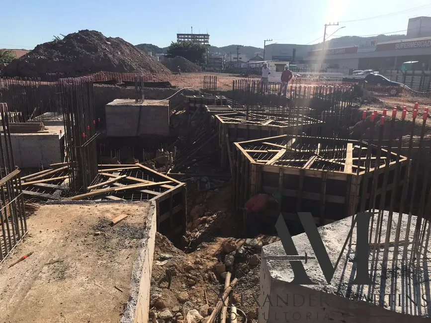 Foto 6 de Sala Comercial à venda, 154m2 em Vila Real, Balneario Camboriu - SC