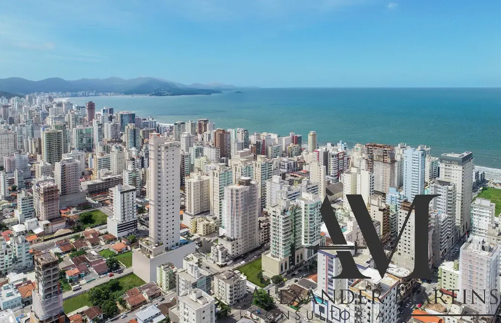Foto 1 de Apartamento com 4 quartos à venda, 143m2 em Meia Praia, Itapema - SC