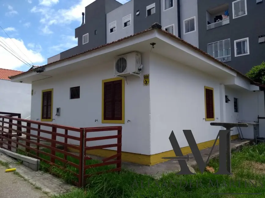 Casa com 4 quartos à venda, 356m2 em Ingleses do Rio Vermelho, Florianopolis - SC - imagem 5 Foto 5 de Casa com 4 quartos à venda, 356m2 em Ingleses do Rio Vermelho, Florianopolis - SC