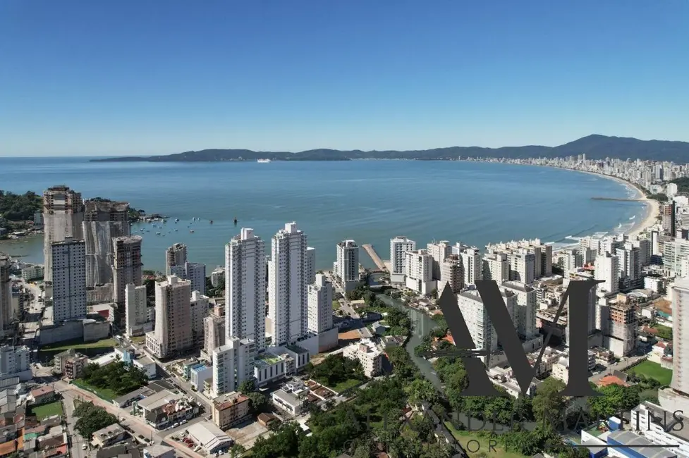 Foto 2 de Apartamento com 4 quartos à venda, 133m2 em Centro, Itapema - SC