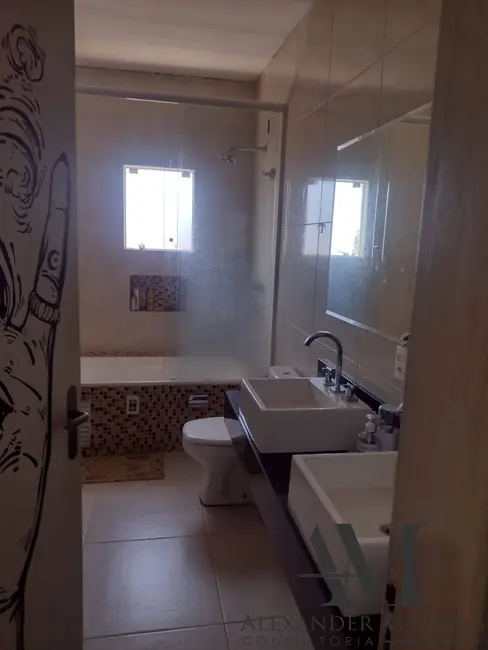 Foto 8 de Casa com 5 quartos à venda, 200m2 em São João do Rio Vermelho, Florianopolis - SC