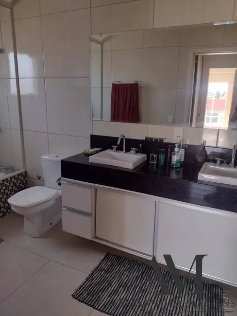 Foto 3 de Casa com 5 quartos à venda, 200m2 em São João do Rio Vermelho, Florianopolis - SC