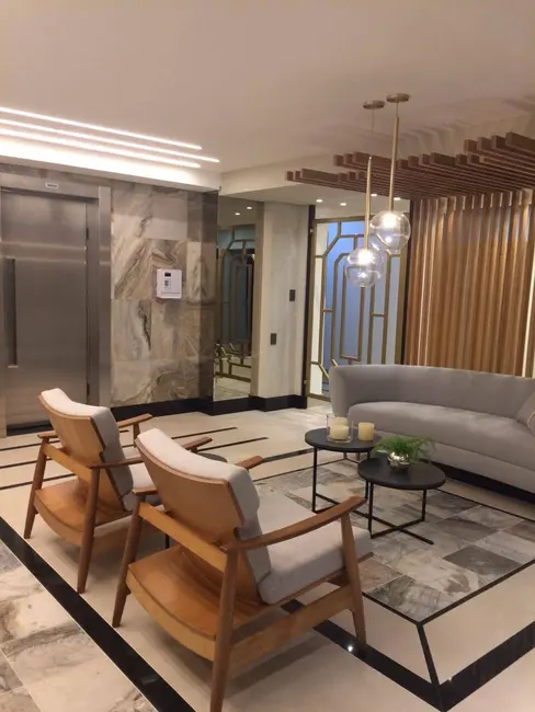 Apartamento com 2 quartos à venda e para alugar, 100m2 em Centro, Balneario Camboriu - SC - imagem 7 Foto 7 de Apartamento com 2 quartos à venda e para alugar, 100m2 em Centro, Balneario Camboriu - SC