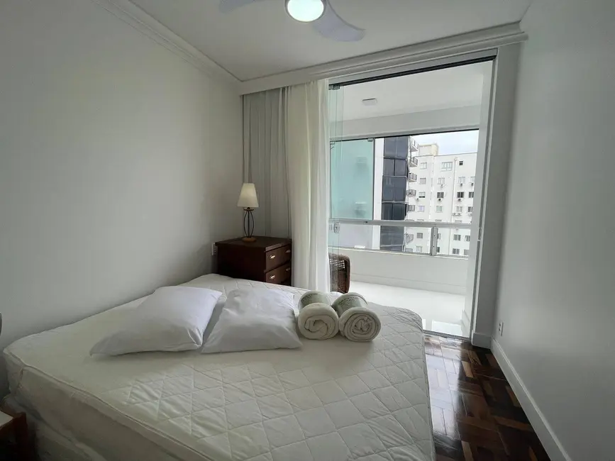 Apartamento com 2 quartos à venda e para alugar, 100m2 em Centro, Balneario Camboriu - SC - imagem 4 Foto 4 de Apartamento com 2 quartos à venda e para alugar, 100m2 em Centro, Balneario Camboriu - SC