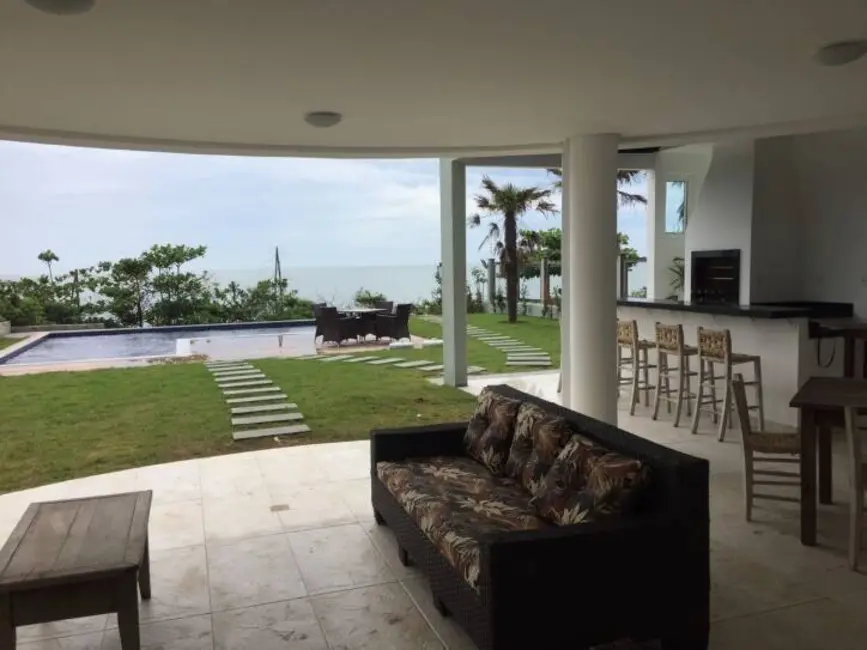 Casa com 4 quartos à venda e para alugar, 530m2 em Balneario Camboriu - SC - imagem 8 Foto 8 de Casa com 4 quartos à venda e para alugar, 530m2 em Balneario Camboriu - SC