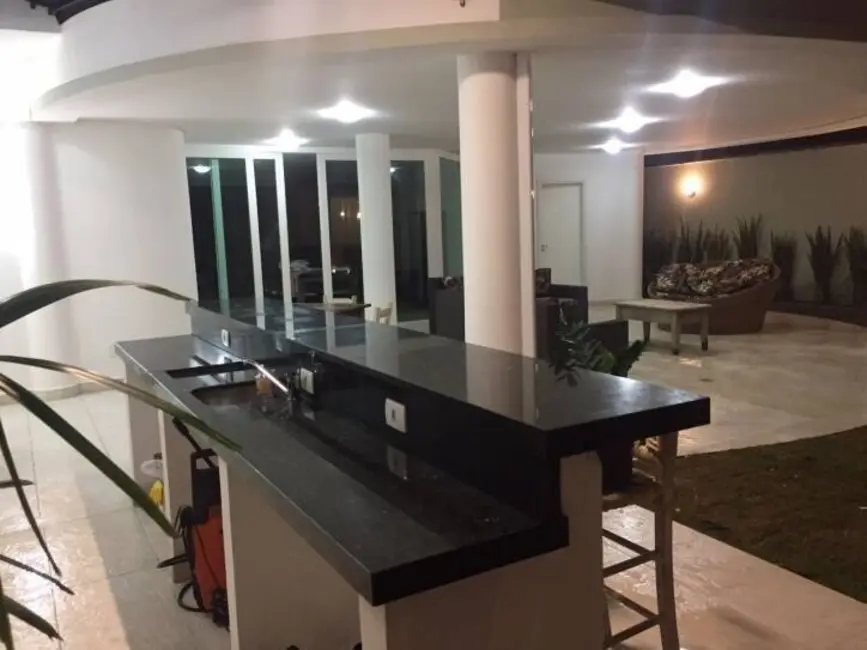 Casa com 4 quartos à venda e para alugar, 530m2 em Balneario Camboriu - SC - imagem 7 Foto 7 de Casa com 4 quartos à venda e para alugar, 530m2 em Balneario Camboriu - SC