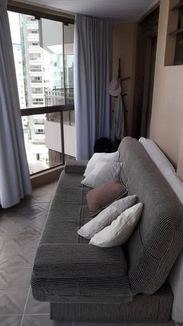 Apartamento com 2 quartos à venda e para alugar, 90m2 em Centro, Balneario Camboriu - SC - imagem 4 Foto 4 de Apartamento com 2 quartos à venda e para alugar, 90m2 em Centro, Balneario Camboriu - SC