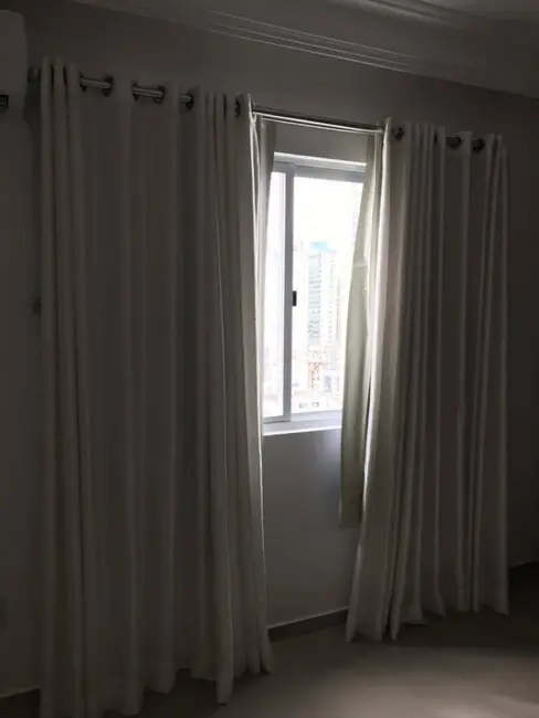 Apartamento com 2 quartos para alugar, 90m2 em Centro, Balneario Camboriu - SC - imagem 9 Foto 9 de Apartamento com 2 quartos para alugar, 90m2 em Centro, Balneario Camboriu - SC