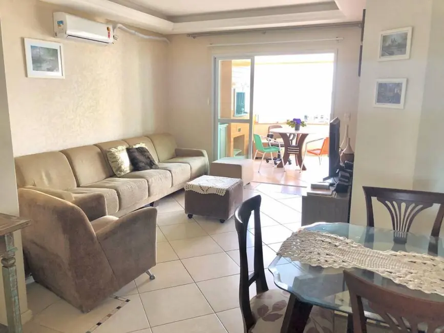 Apartamento com 3 quartos à venda e para alugar, 120m2 em Centro, Balneario Camboriu - SC - imagem 3 Foto 3 de Apartamento com 3 quartos à venda e para alugar, 120m2 em Centro, Balneario Camboriu - SC