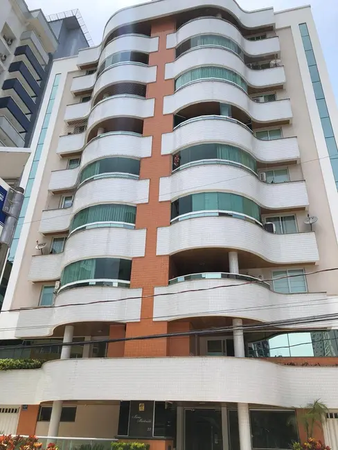 Apartamento com 3 quartos à venda e para alugar, 120m2 em Centro, Balneario Camboriu - SC - imagem 4 Foto 4 de Apartamento com 3 quartos à venda e para alugar, 120m2 em Centro, Balneario Camboriu - SC