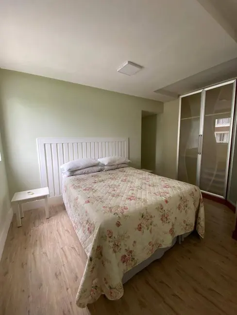 Apartamento com 4 quartos à venda e para alugar, 180m2 em Centro, Balneario Camboriu - SC - imagem 2 Foto 2 de Apartamento com 4 quartos à venda e para alugar, 180m2 em Centro, Balneario Camboriu - SC