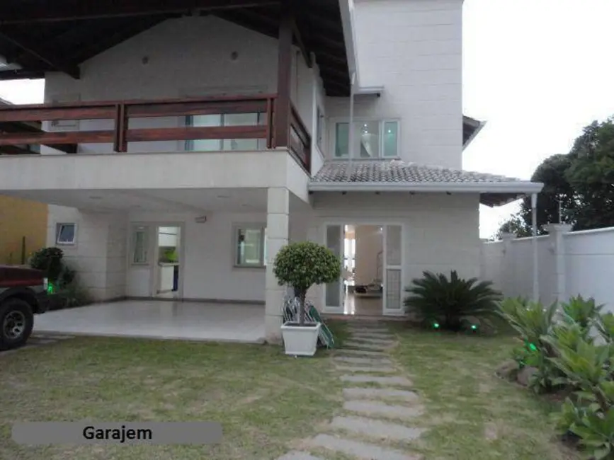 Casa com 4 quartos à venda e para alugar, 463m2 em Balneario Camboriu - SC - imagem 6 Foto 6 de Casa com 4 quartos à venda e para alugar, 463m2 em Balneario Camboriu - SC