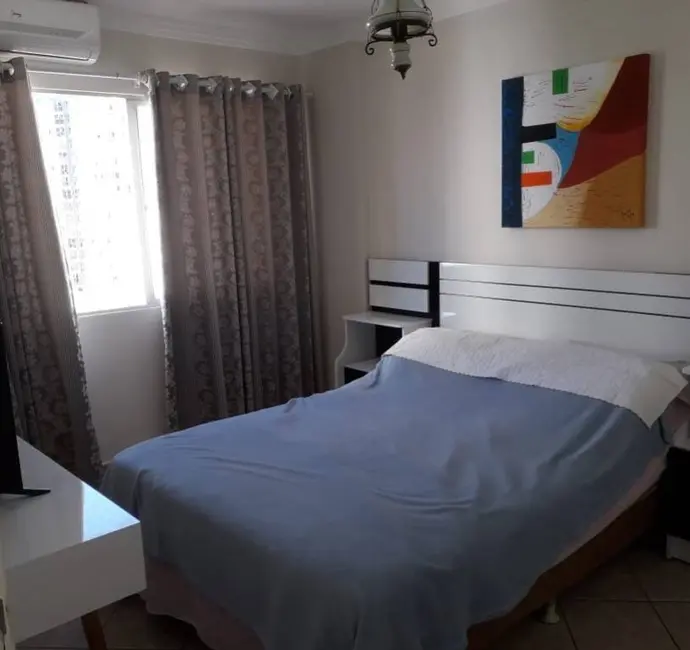 Apartamento com 2 quartos à venda e para alugar, 90m2 em Centro, Balneario Camboriu - SC - imagem 9 Foto 9 de Apartamento com 2 quartos à venda e para alugar, 90m2 em Centro, Balneario Camboriu - SC