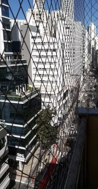 Apartamento com 2 quartos à venda e para alugar, 90m2 em Centro, Balneario Camboriu - SC - imagem 2 Foto 2 de Apartamento com 2 quartos à venda e para alugar, 90m2 em Centro, Balneario Camboriu - SC