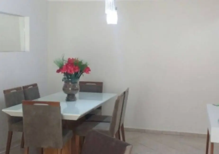 Apartamento com 2 quartos à venda e para alugar, 90m2 em Centro, Balneario Camboriu - SC - imagem 3 Foto 3 de Apartamento com 2 quartos à venda e para alugar, 90m2 em Centro, Balneario Camboriu - SC