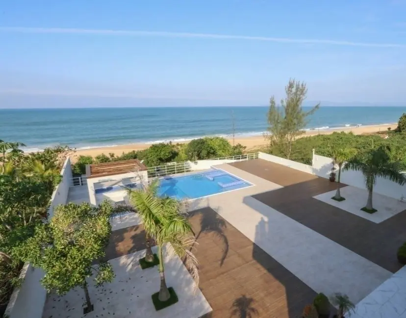 Foto 1 de Casa com 6 quartos à venda e para alugar, 530m2 em Balneario Camboriu - SC