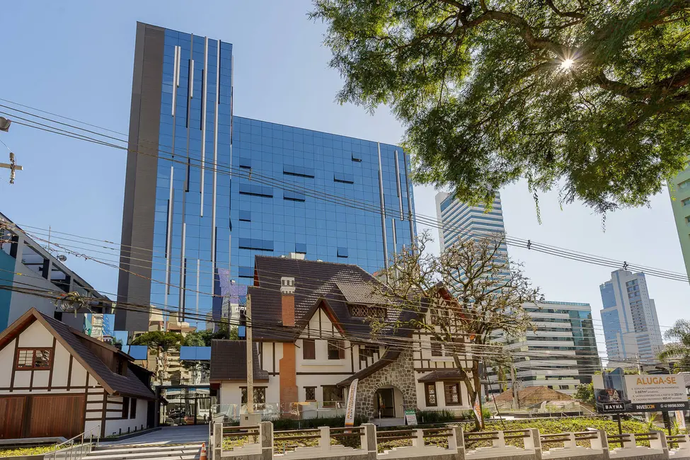 Sala Comercial para alugar, 273m2 em Batel, Curitiba - PR - imagem 8 Foto 8 de Sala Comercial para alugar, 273m2 em Batel, Curitiba - PR