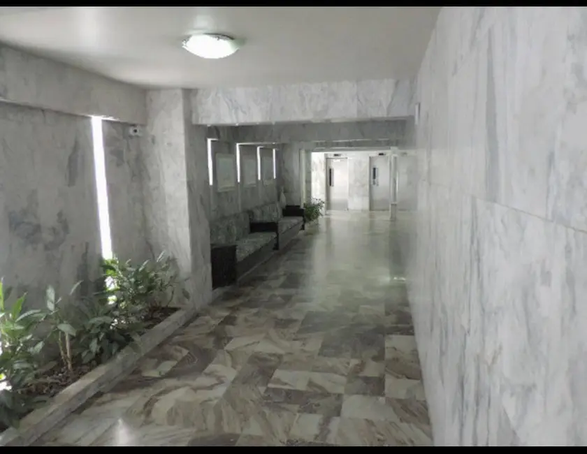 Apartamento com 2 quartos para alugar, 90m2 em Centro, Balneario Camboriu - SC - imagem 7 Foto 7 de Apartamento com 2 quartos para alugar, 90m2 em Centro, Balneario Camboriu - SC