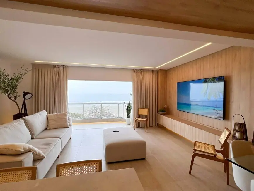 Apartamento com 4 quartos à venda e para alugar, 230m2 em Centro, Balneario Camboriu - SC - imagem 1 Foto 1 de Apartamento com 4 quartos à venda e para alugar, 230m2 em Centro, Balneario Camboriu - SC