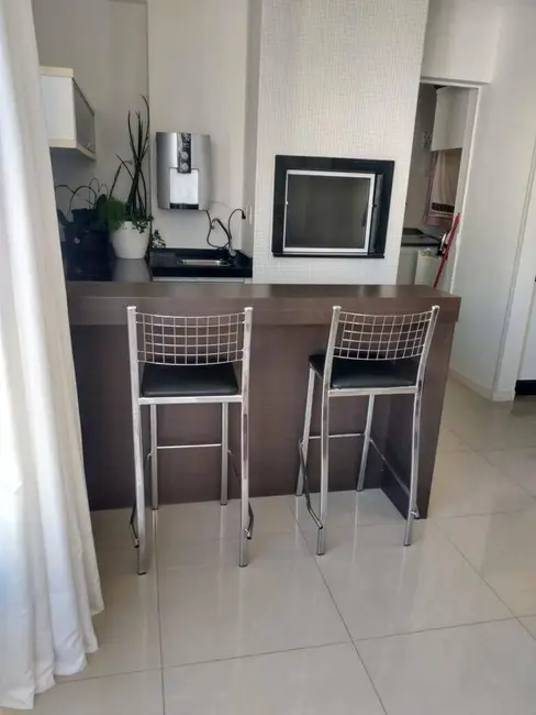Apartamento com 3 quartos à venda e para alugar, 130m2 em Centro, Balneario Camboriu - SC - imagem 9 Foto 9 de Apartamento com 3 quartos à venda e para alugar, 130m2 em Centro, Balneario Camboriu - SC