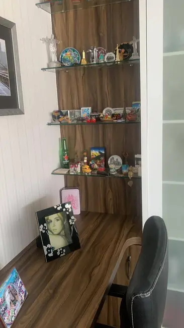 Apartamento com 3 quartos à venda e para alugar, 130m2 em Centro, Balneario Camboriu - SC - imagem 6 Foto 6 de Apartamento com 3 quartos à venda e para alugar, 130m2 em Centro, Balneario Camboriu - SC
