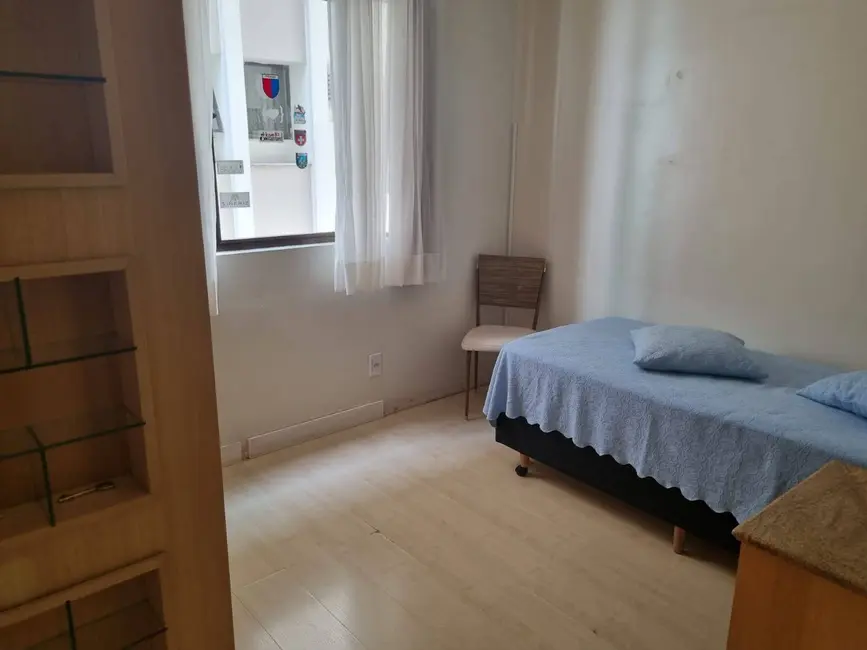 Apartamento com 3 quartos à venda e para alugar, 220m2 em Centro, Balneario Camboriu - SC - imagem 9 Foto 9 de Apartamento com 3 quartos à venda e para alugar, 220m2 em Centro, Balneario Camboriu - SC