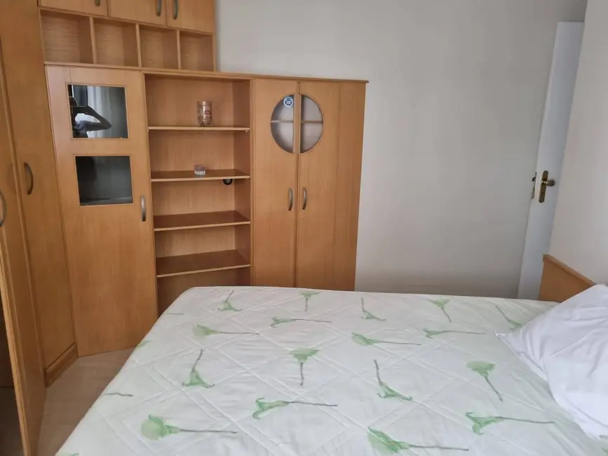 Apartamento com 3 quartos à venda e para alugar, 220m2 em Centro, Balneario Camboriu - SC - imagem 5 Foto 5 de Apartamento com 3 quartos à venda e para alugar, 220m2 em Centro, Balneario Camboriu - SC