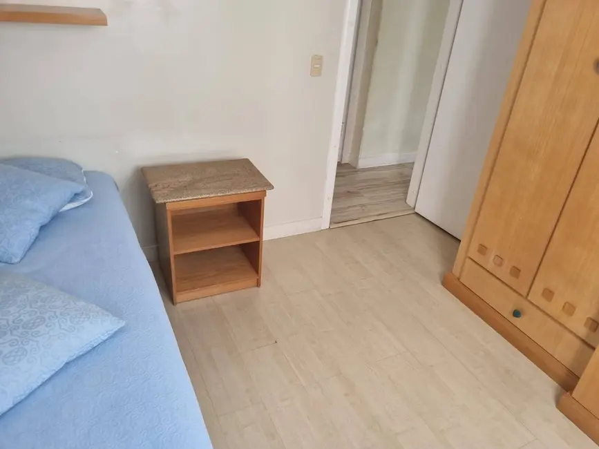 Apartamento com 3 quartos à venda e para alugar, 220m2 em Centro, Balneario Camboriu - SC - imagem 8 Foto 8 de Apartamento com 3 quartos à venda e para alugar, 220m2 em Centro, Balneario Camboriu - SC