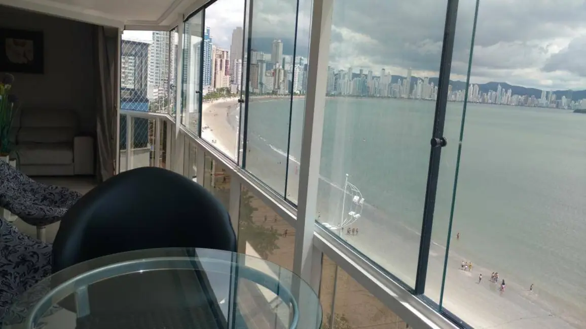 Apartamento com 3 quartos à venda e para alugar, 150m2 em Centro, Balneario Camboriu - SC - imagem 7 Foto 7 de Apartamento com 3 quartos à venda e para alugar, 150m2 em Centro, Balneario Camboriu - SC