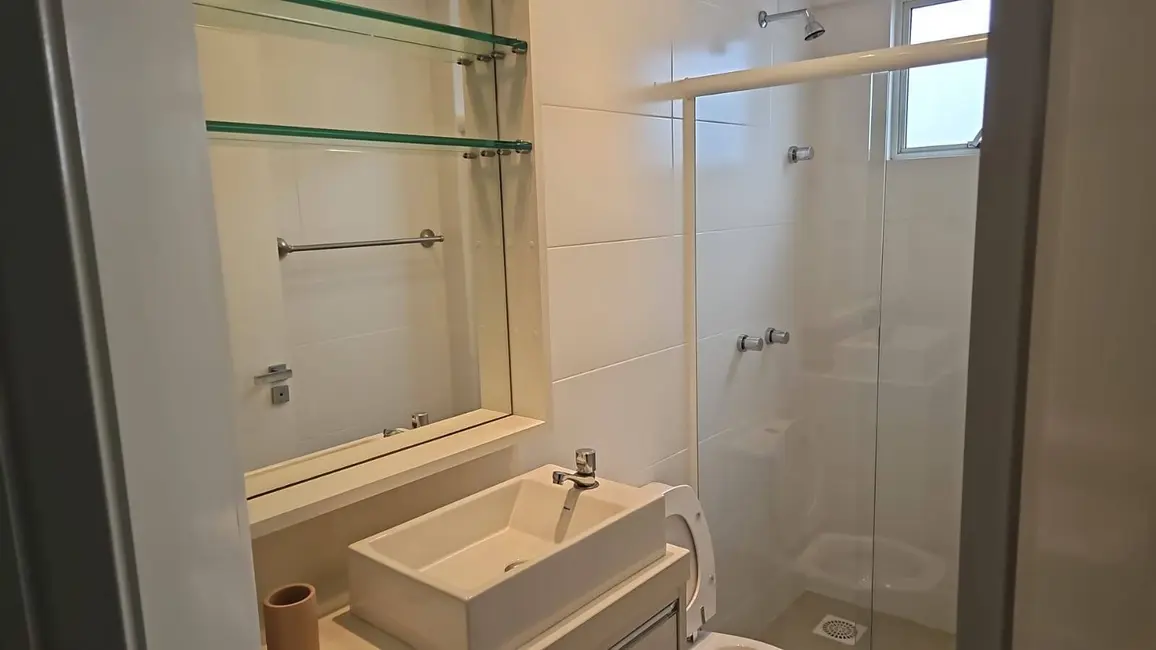 Apartamento com 3 quartos à venda e para alugar, 150m2 em Centro, Balneario Camboriu - SC - imagem 8 Foto 8 de Apartamento com 3 quartos à venda e para alugar, 150m2 em Centro, Balneario Camboriu - SC